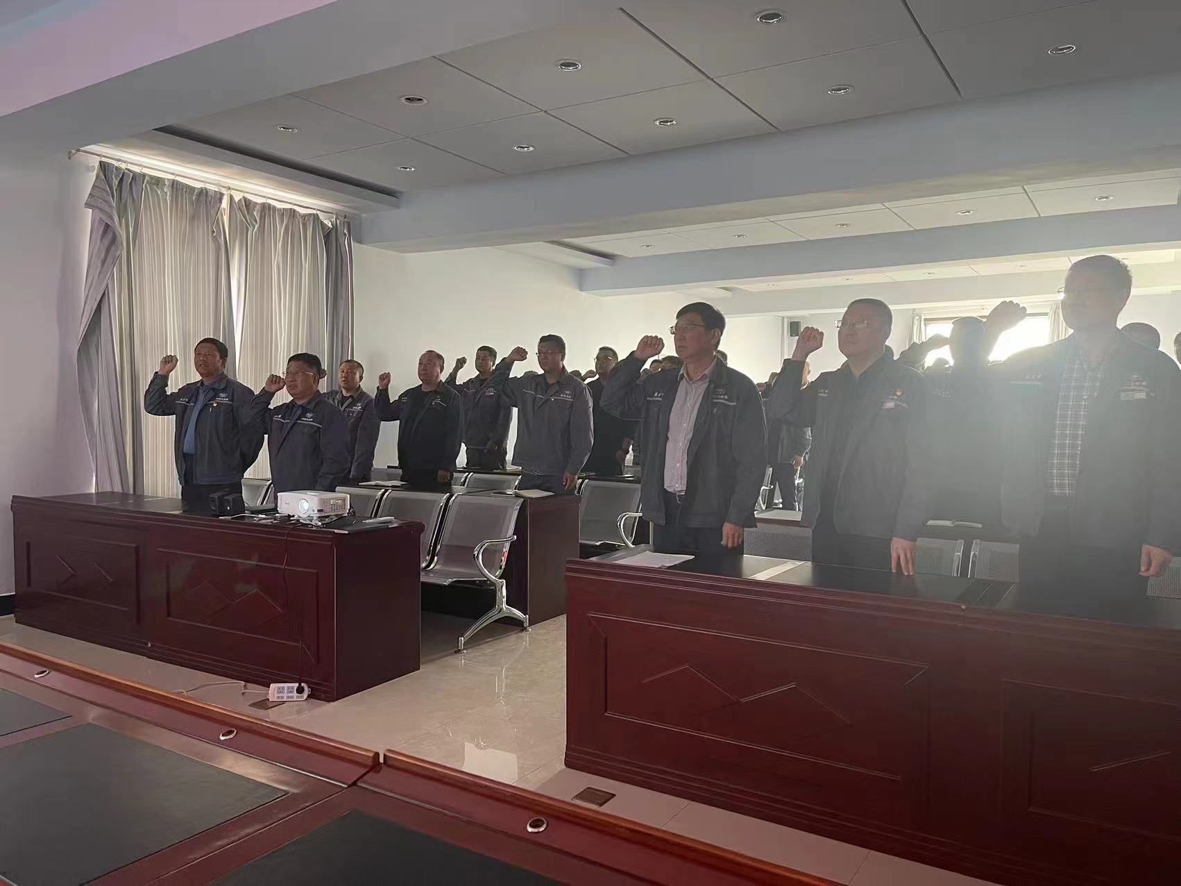 内蒙古额吉淖尔制盐有限公司 举行年度“安全生产月”启动仪式
